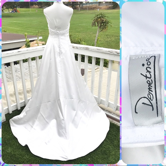 DEMETRIOS Beaded Ivory Satin Halter Neck Wedding Gown w Train Size 10 Dress - Picture 4 of 7
